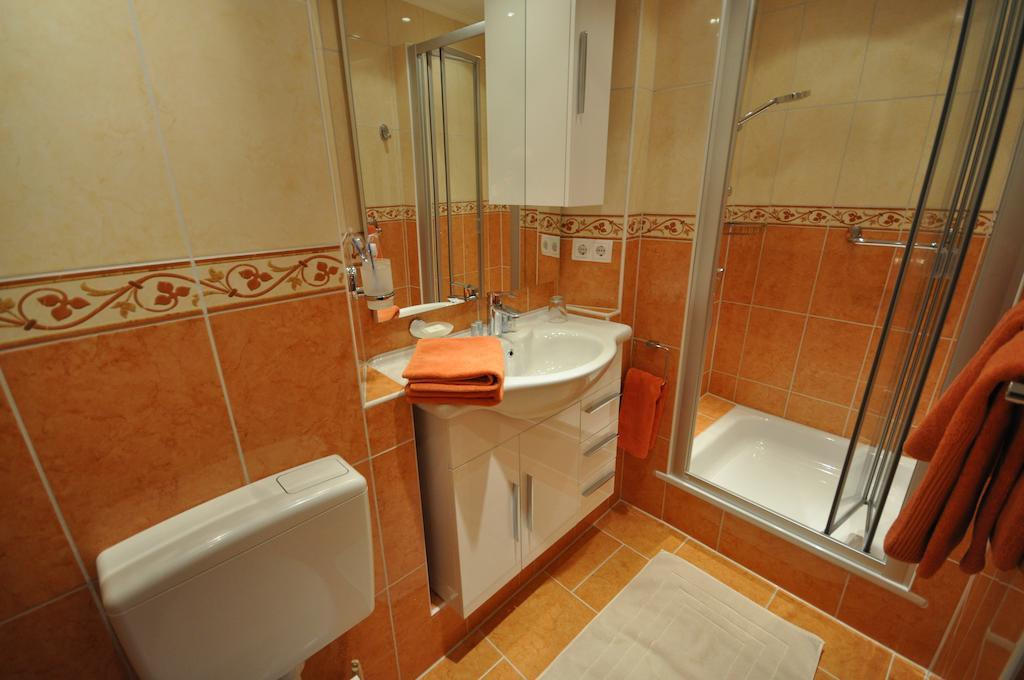 Hotel Restaurant "Athen" Munstermaifeld Luaran gambar