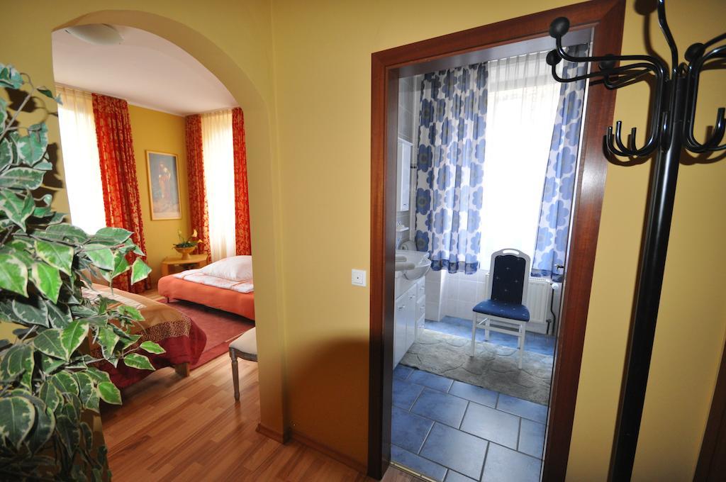 Hotel Restaurant "Athen" Munstermaifeld Luaran gambar